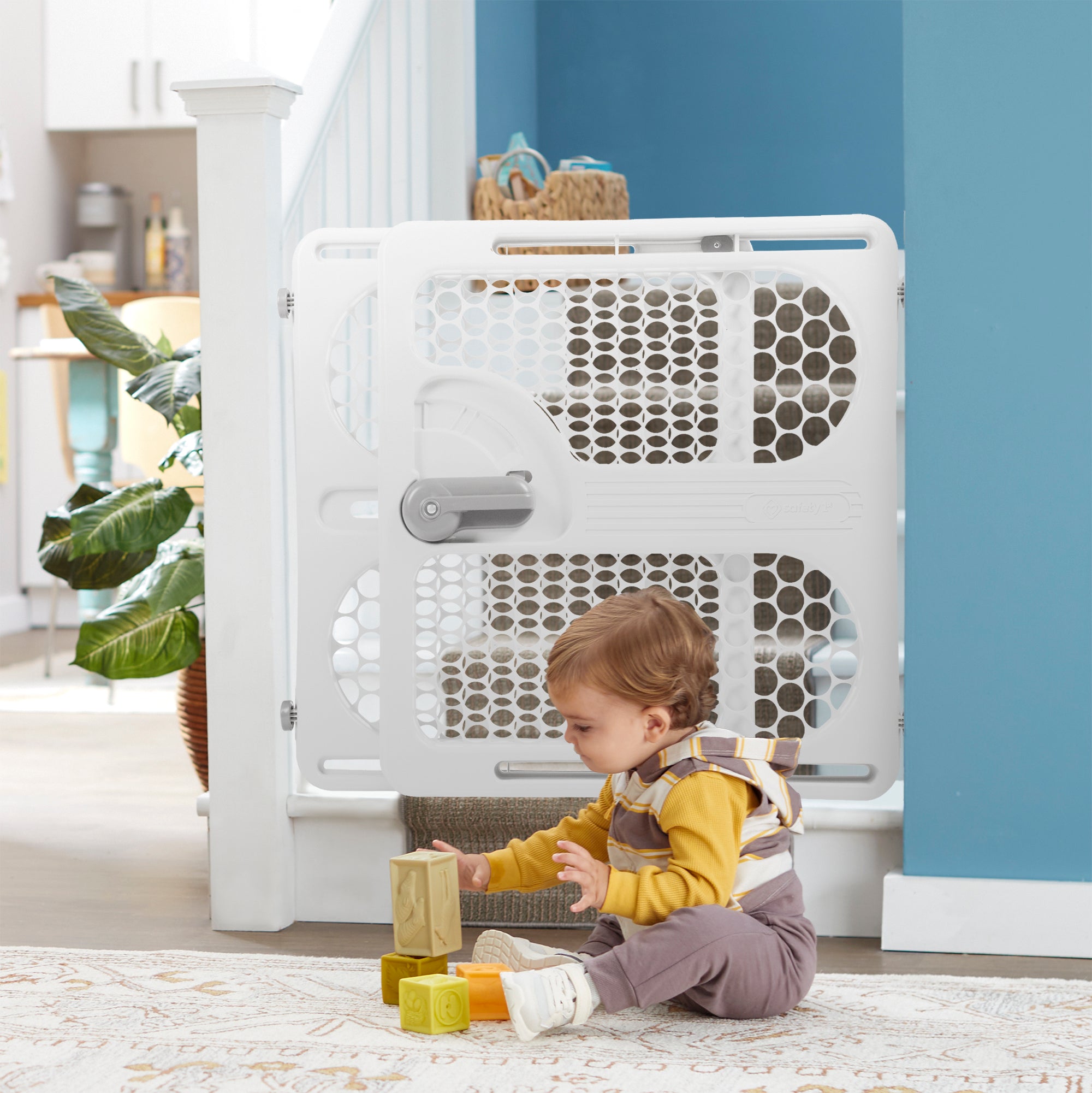 Safety 1st Easy Install Walk-Through Gate - Main Image